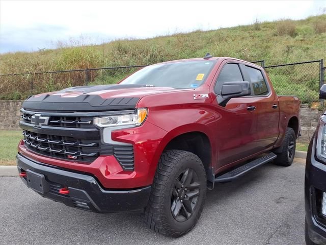 Used 2024 Chevrolet Silverado 1500 LT Trail Boss w/ Convenience Package II AWD/4WD image 12