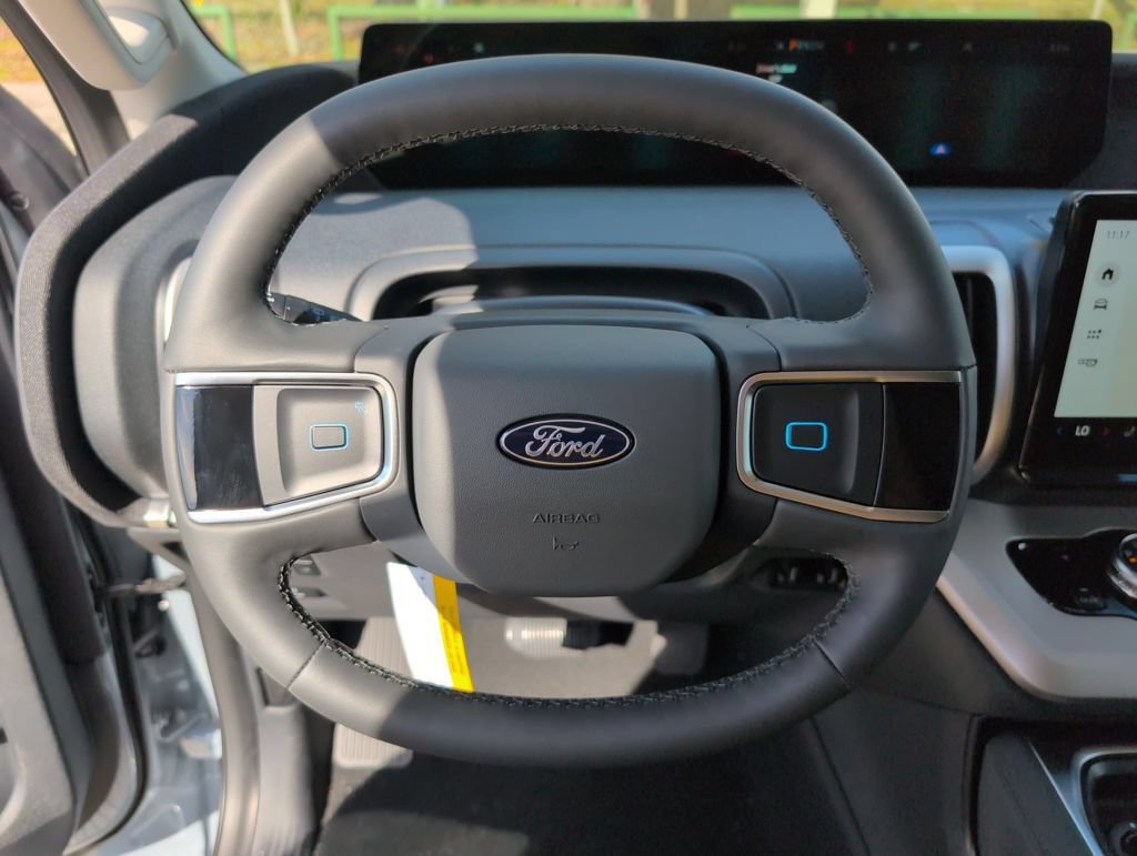 New 2026 Ford Expedition Active RWD image 31