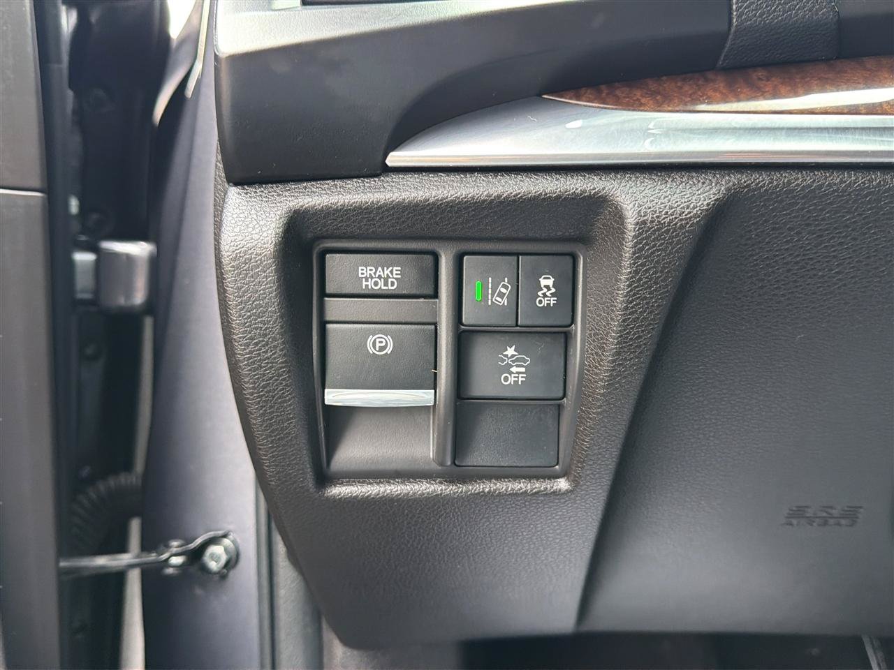 Used 2018 Acura MDX SH-AWD w/ Technology Package image 31