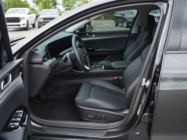 Used 2025 Kia K5 EX FWD image 14
