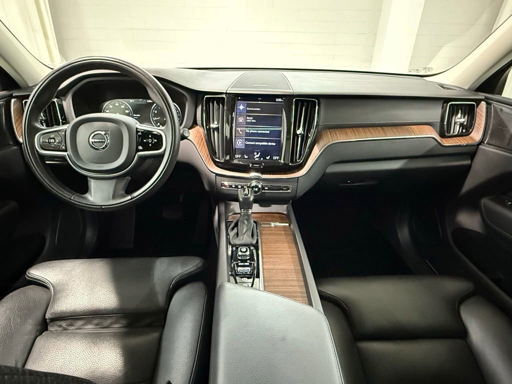 Used 2020 Volvo XC60 T6 Inscription w/ Protection Package Premier image 7