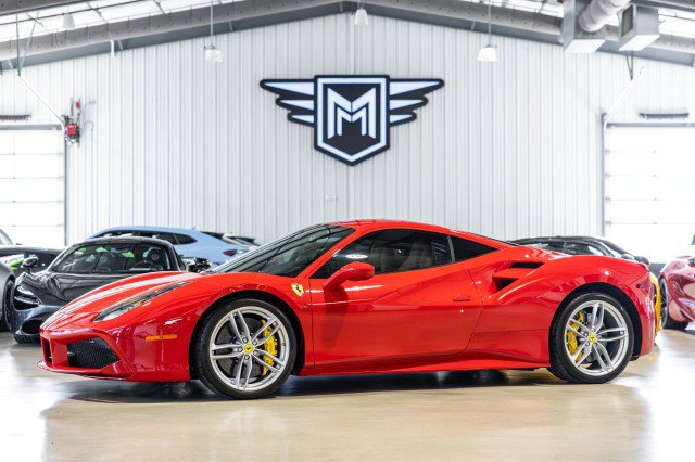 Used 2016 Ferrari 488 GTB RWD image 1
