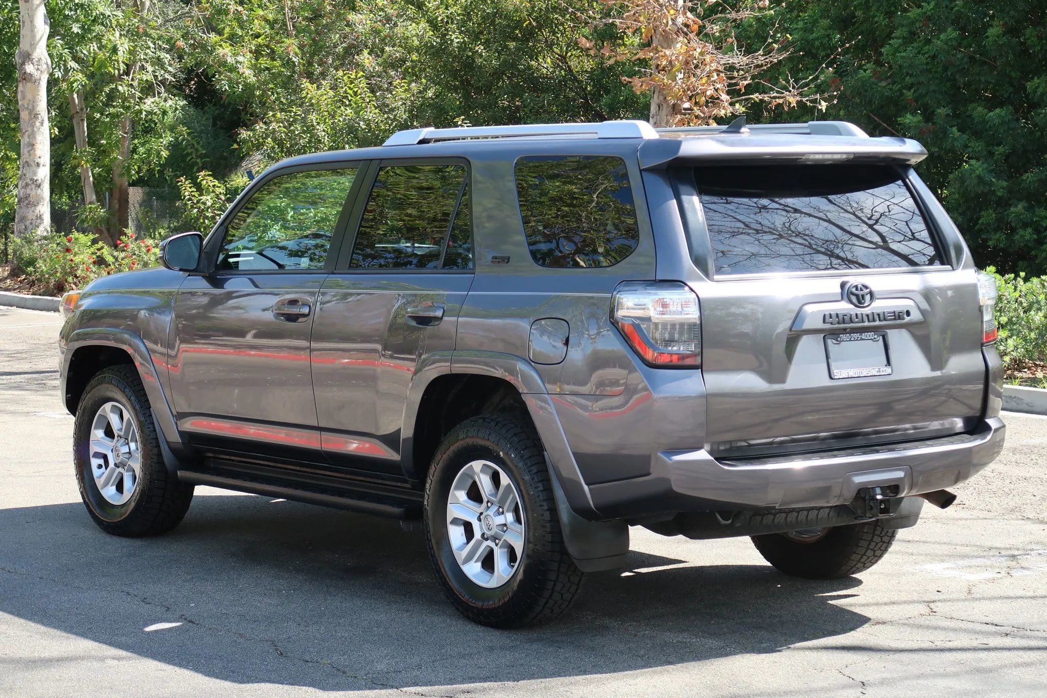 Used 2014 Toyota 4Runner SR5 Premium AWD/4WD image 4
