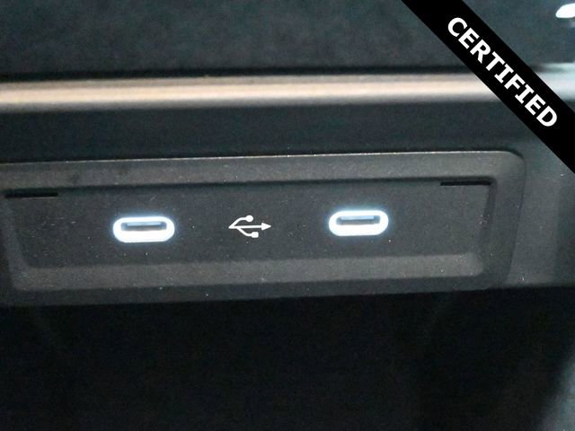 New 2026 Mercedes-Benz GLB 250 image 4