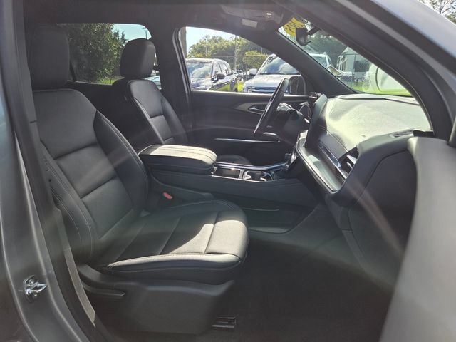 Used 2025 Chevrolet Traverse LT AWD/4WD image 22