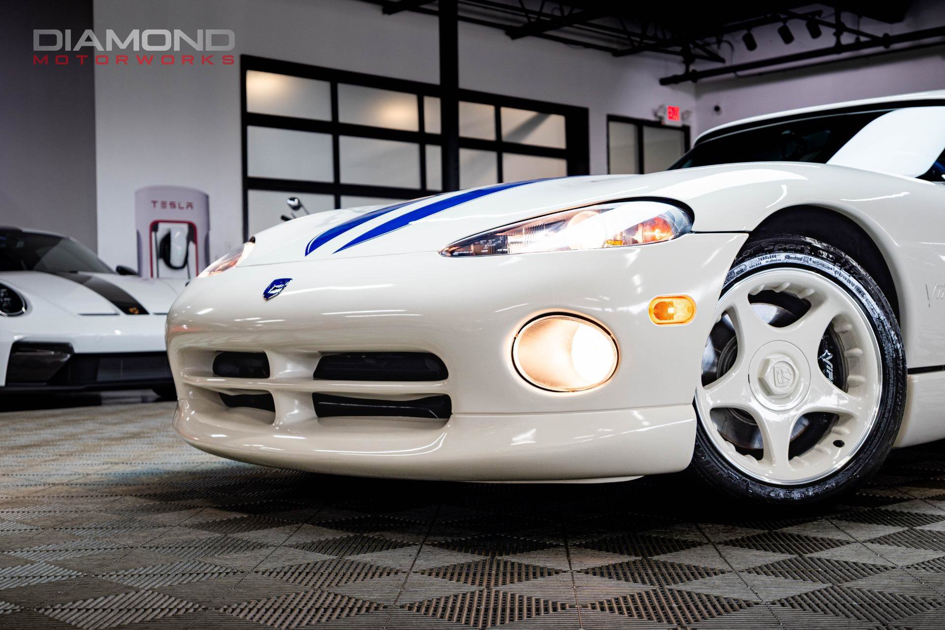 Used 1996 Dodge Viper RT/10 image 5