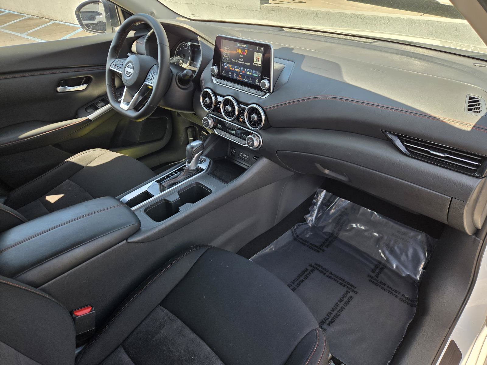 Used 2025 Nissan Sentra SR FWD image 33