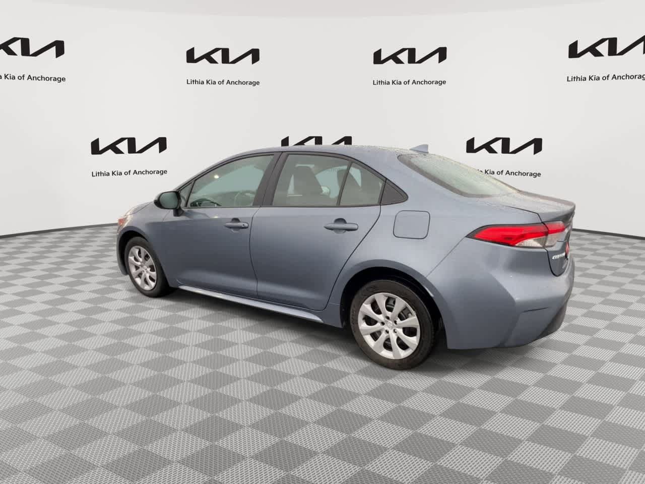 Used 2024 Toyota Corolla LE FWD image 6