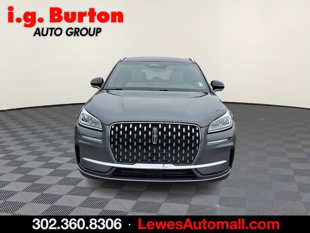 Used 2023 Lincoln Corsair Reserve w/ Equipment Group 201A image 2