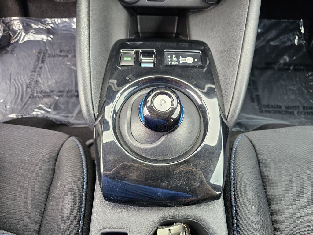 Used 2021 Nissan Leaf SV image 29