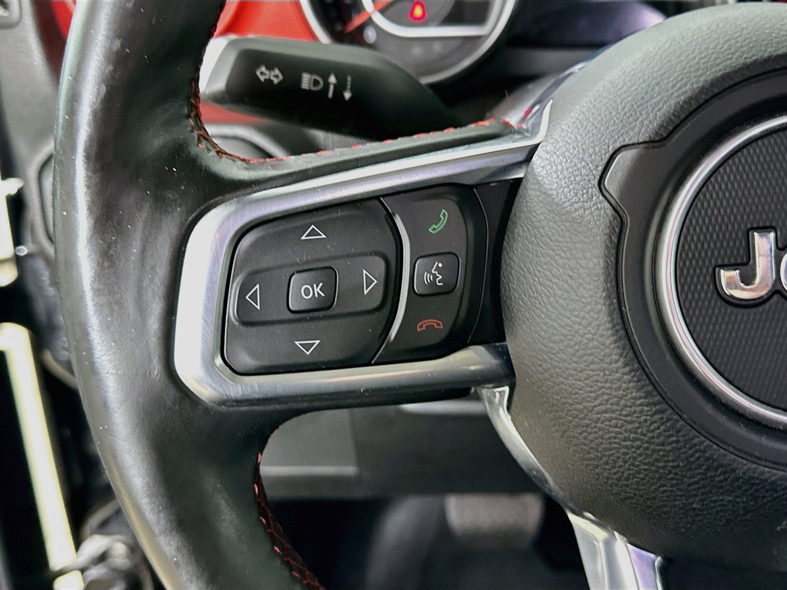 Used 2020 Jeep Gladiator Rubicon AWD/4WD image 18
