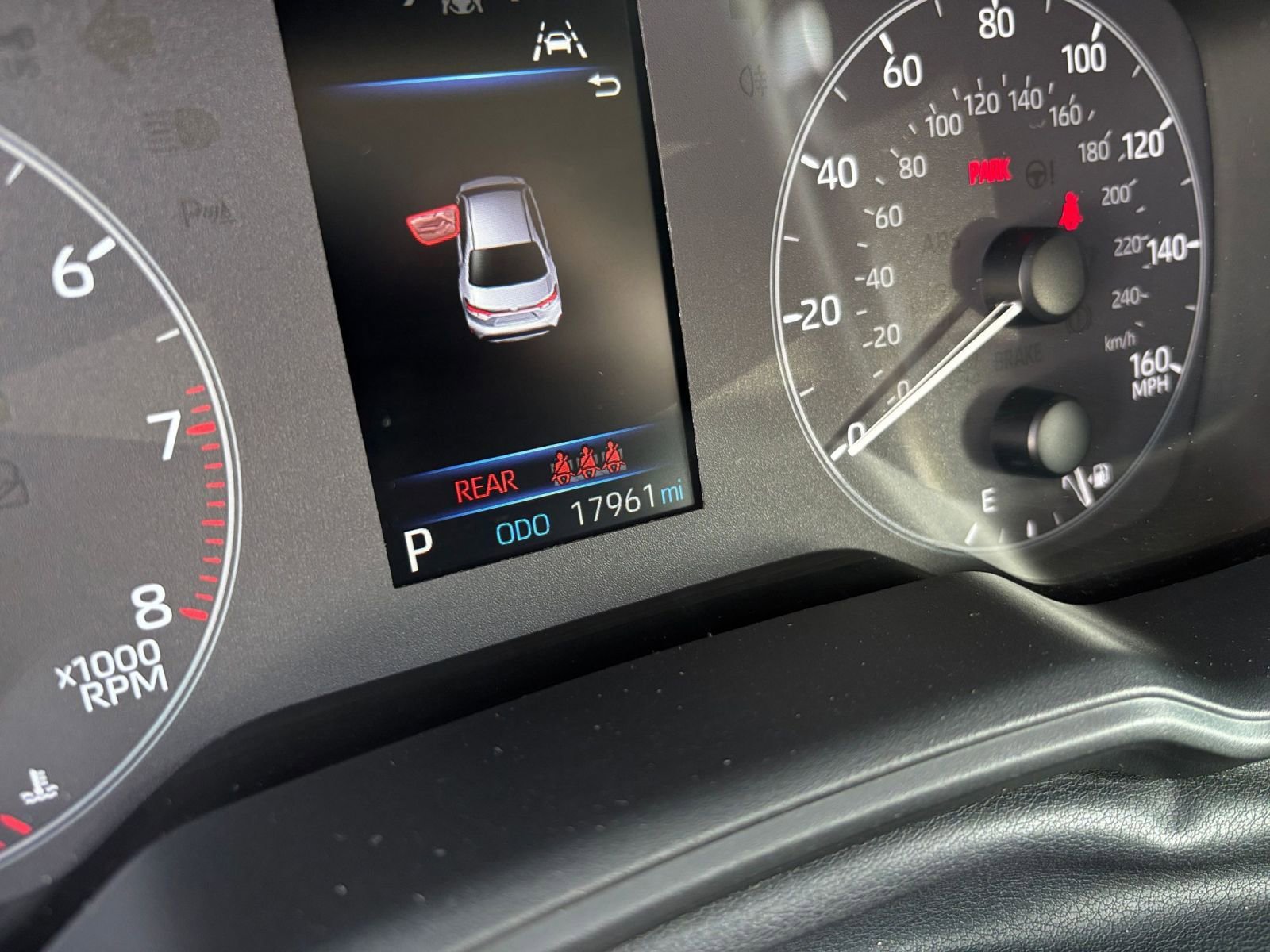 Used 2025 Toyota Corolla LE image 39