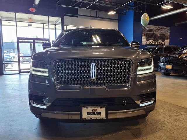 Used 2021 Lincoln Navigator Reserve w/ Luxury Package image 2