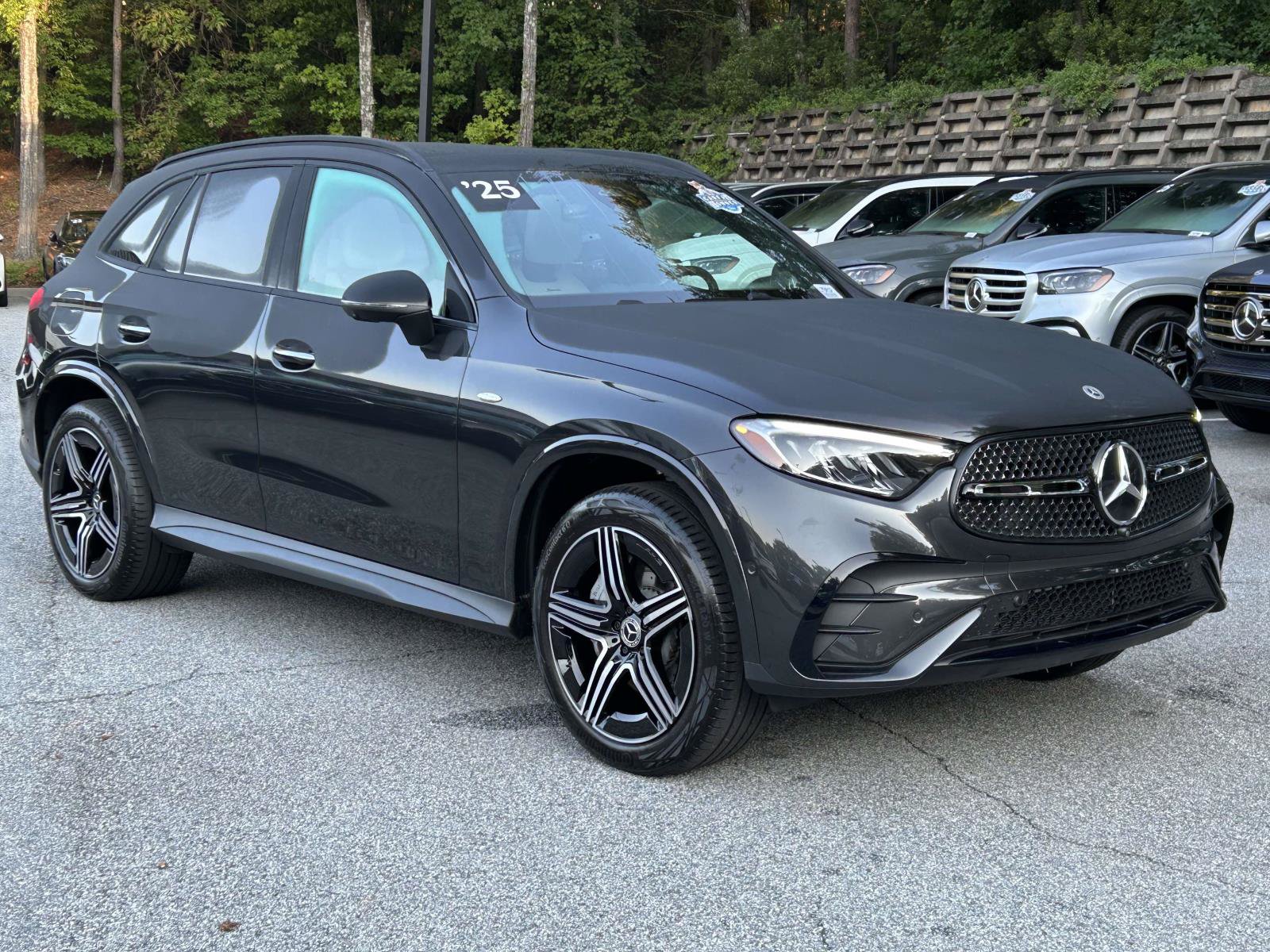 Certified 2025 Mercedes-Benz GLC 350e 4MATIC image 4