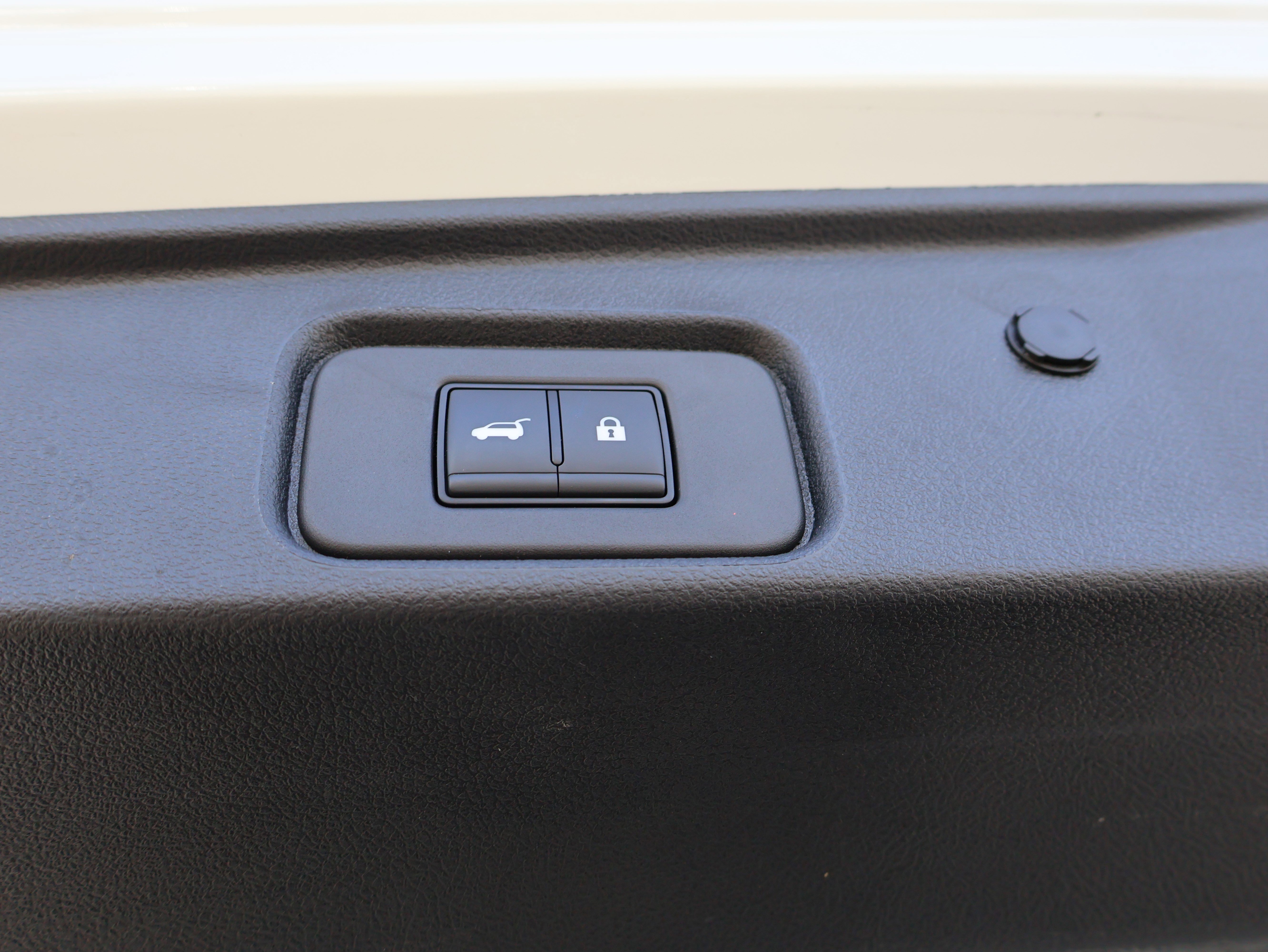 Used 2024 Nissan Pathfinder SL image 20