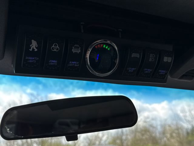 Used 2008 Jeep Wrangler Unlimited Rubicon w/ Dual Top Group AWD/4WD image 30