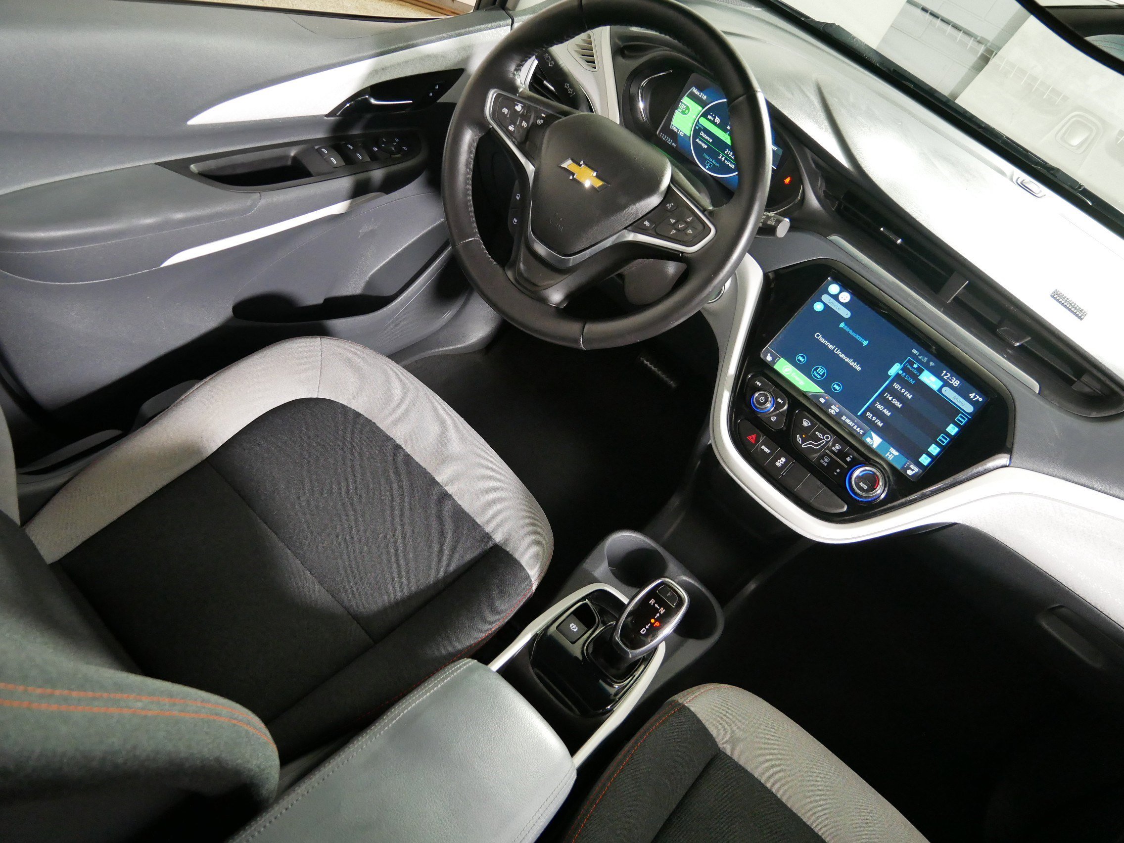 Used 2017 Chevrolet Bolt LT FWD image 9