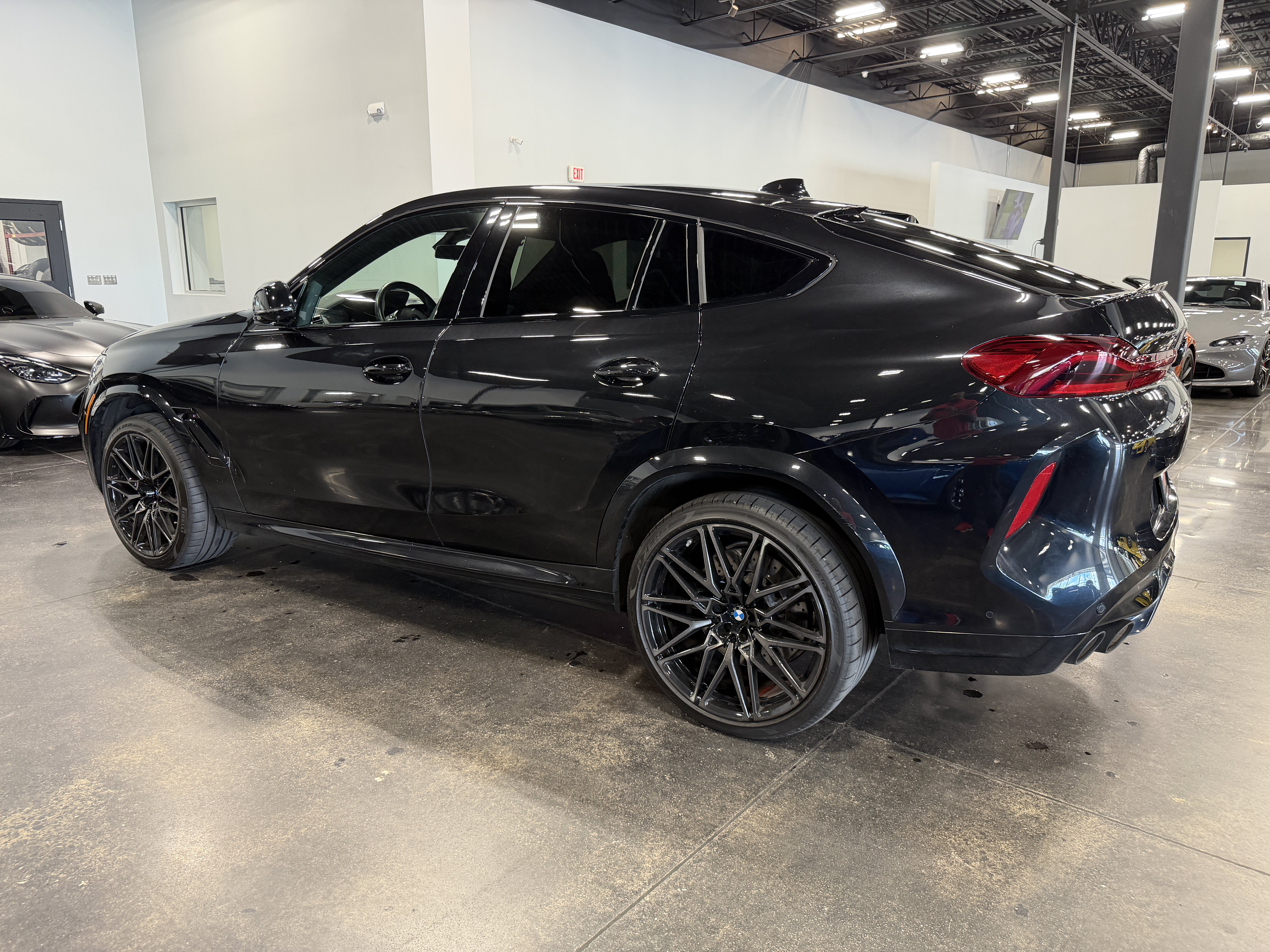 Used 2022 BMW X6 M w/ Competition Package AWD/4WD image 5