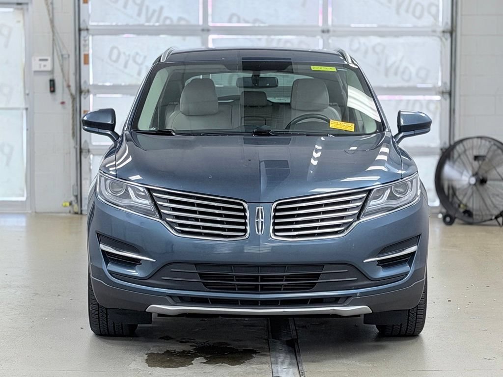 Used 2018 Lincoln MKC Premiere FWD image 2