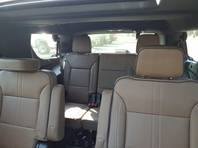 New 2026 Chevrolet Tahoe High Country w/ Sun And Tow Package image 11