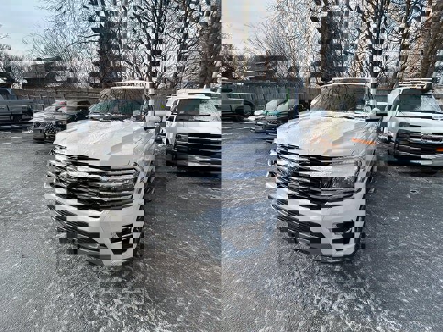 Used 2024 Ford Expedition Max Limited image 3