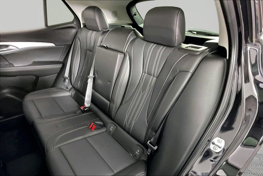 Certified 2024 Buick Envision Avenir AWD/4WD image 21