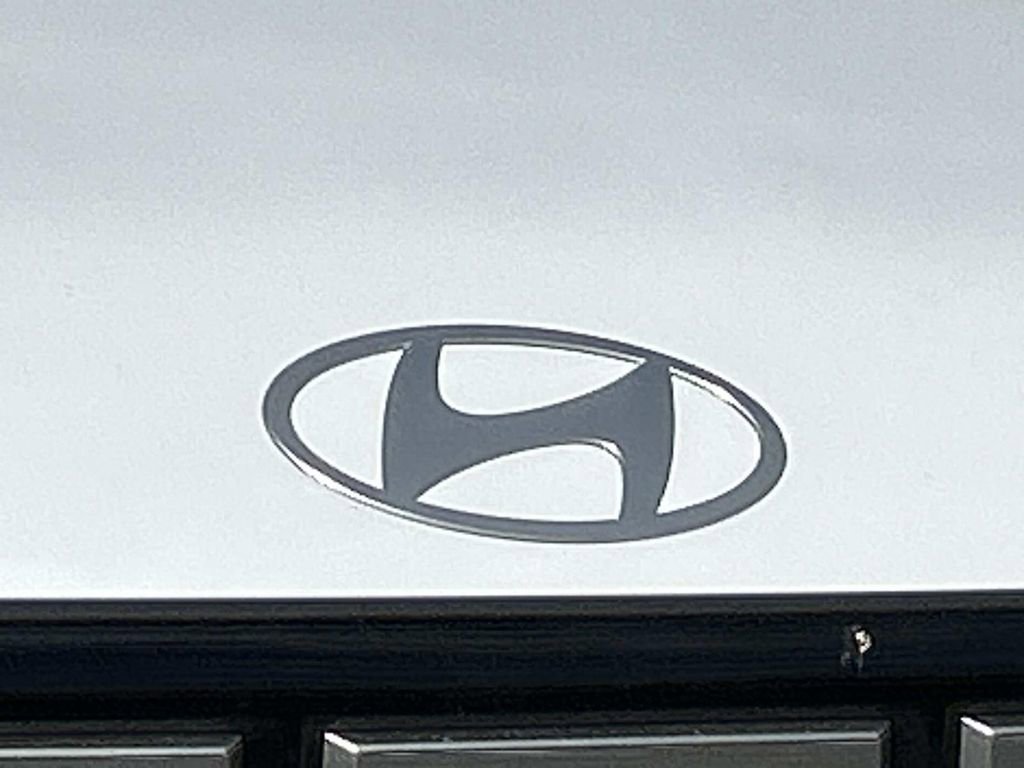 New 2026 Hyundai Santa Fe SE image 10