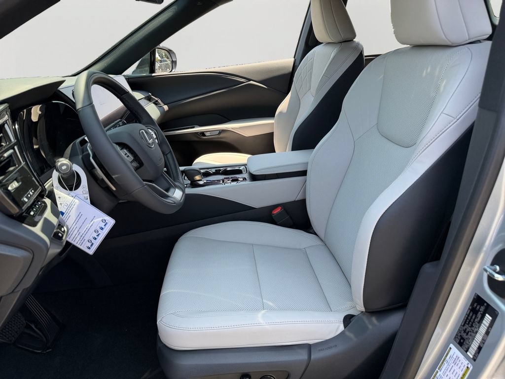 New 2026 Lexus RX 350h AWD/4WD image 12