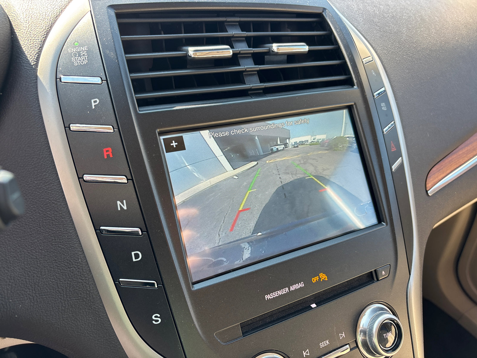 Used 2017 Lincoln MKC Select w/ Select Plus Package FWD image 20