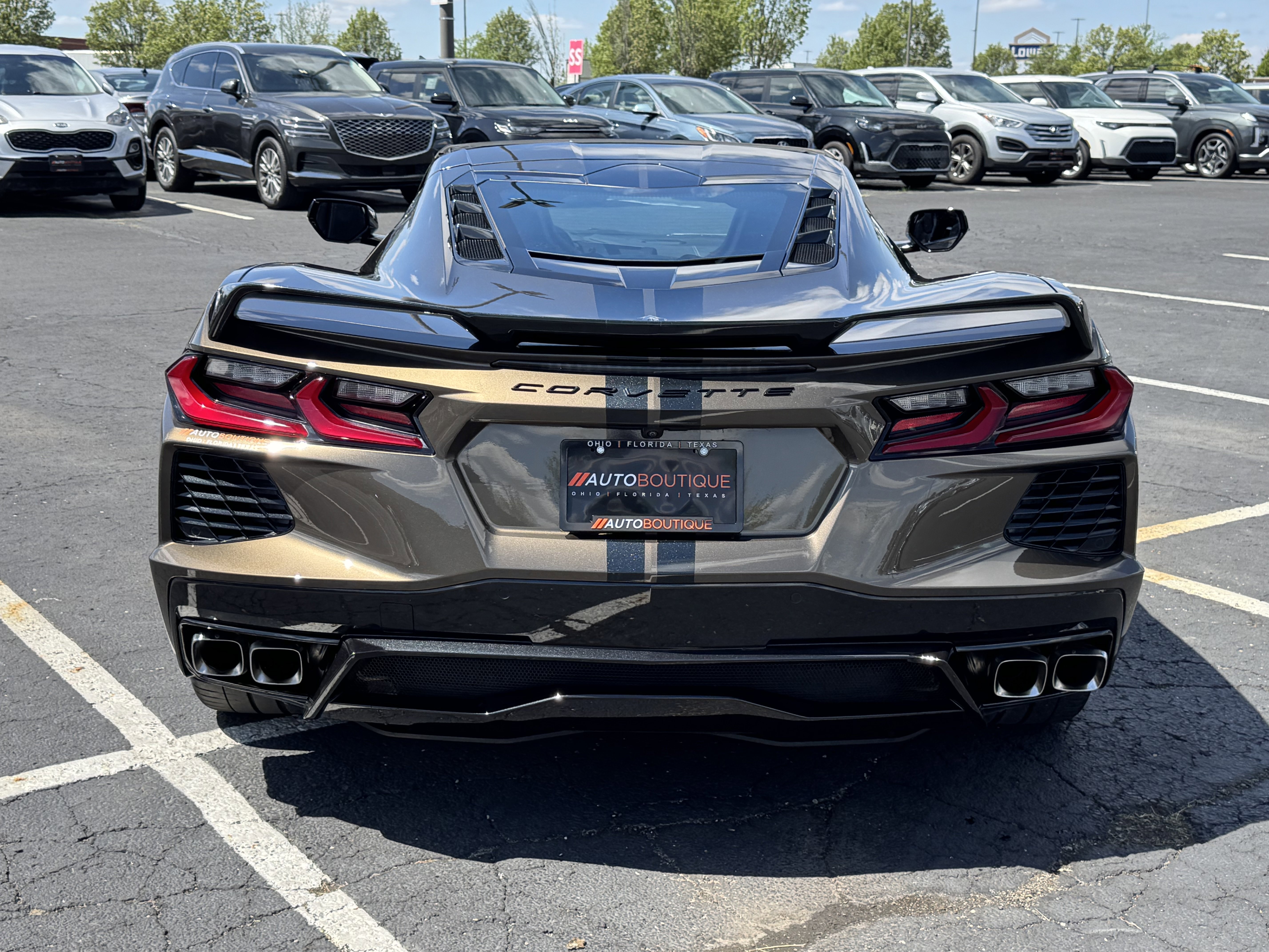 Used 2021 Chevrolet Corvette Stingray Coupe w/ Z51 Performance Package image 11
