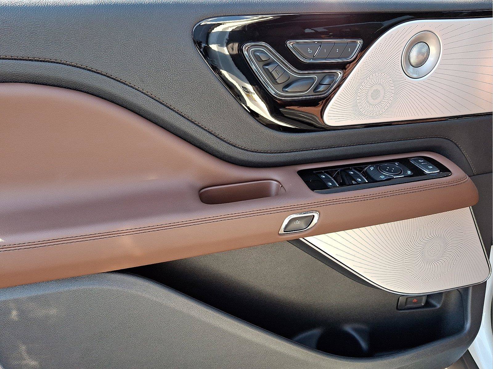 New 2027 Lincoln Aviator Reserve AWD/4WD image 7