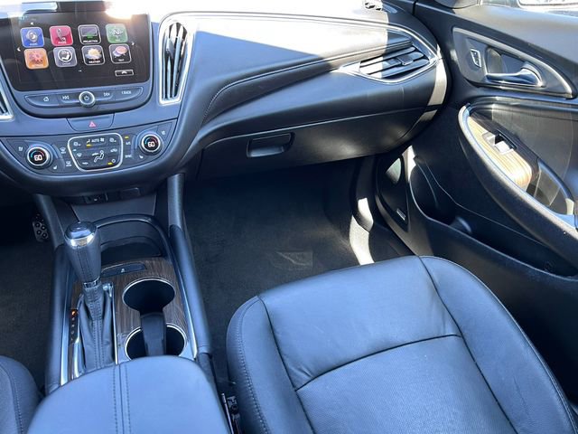 Used 2017 Chevrolet Malibu Premier FWD image 26