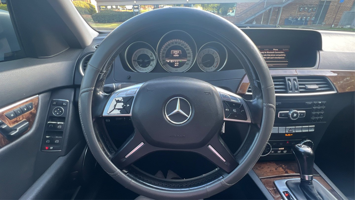Used 2013 Mercedes-Benz C 250 Sedan image 32