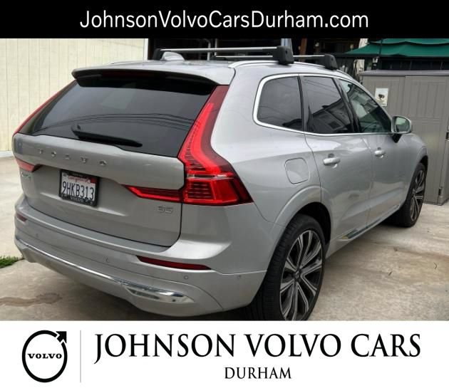 Used 2023 Volvo XC60 B5 Ultimate FWD image 3