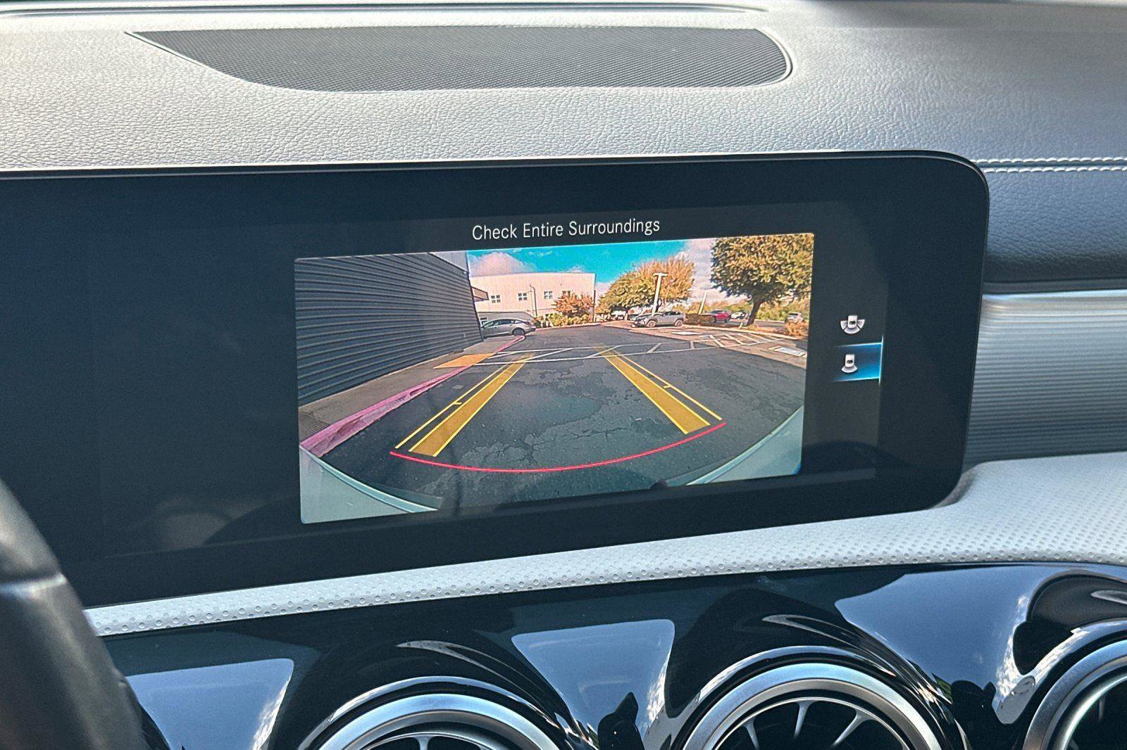 Used 2020 Mercedes-Benz CLA 250 image 17