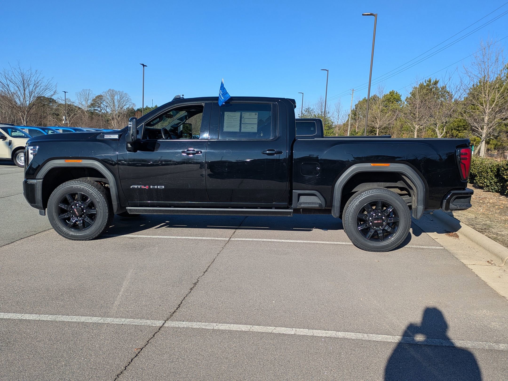 Used 2024 GMC Sierra 2500 AT4 w/ AT4 Premium Plus Package image 7