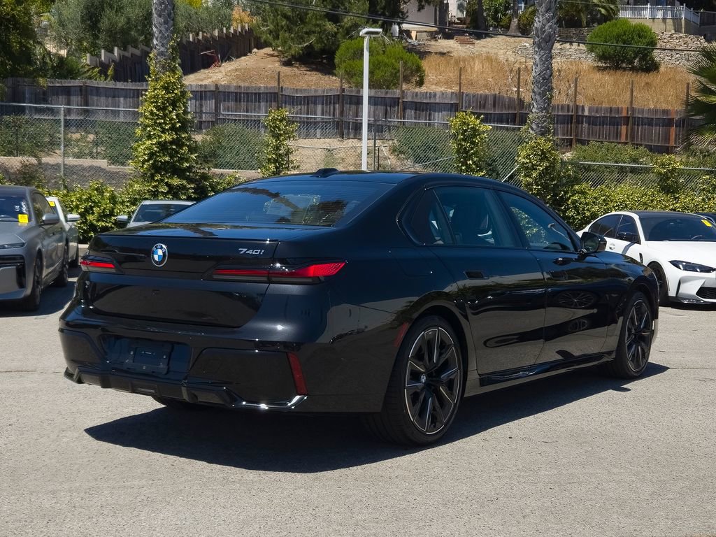 New 2026 BMW 740i w/ Premium Package RWD image 17