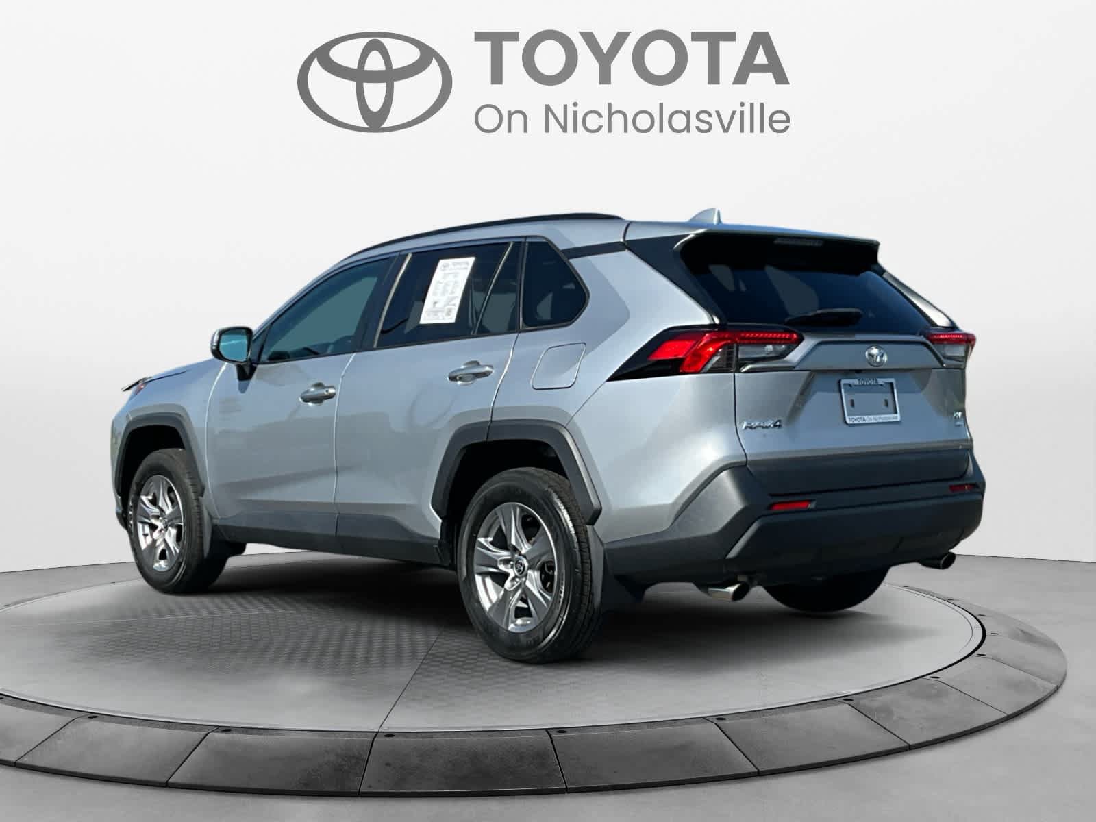 Used 2023 Toyota RAV4 XLE w/ Convenience Package AWD/4WD image 3