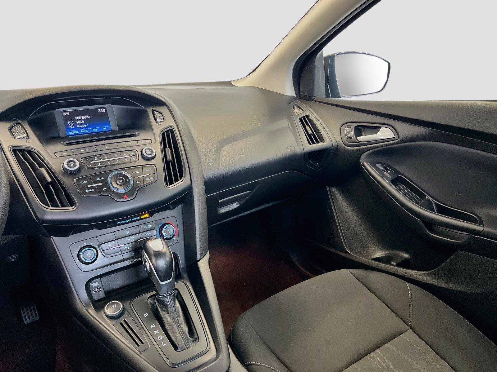 Used 2016 Ford Focus SE FWD image 22