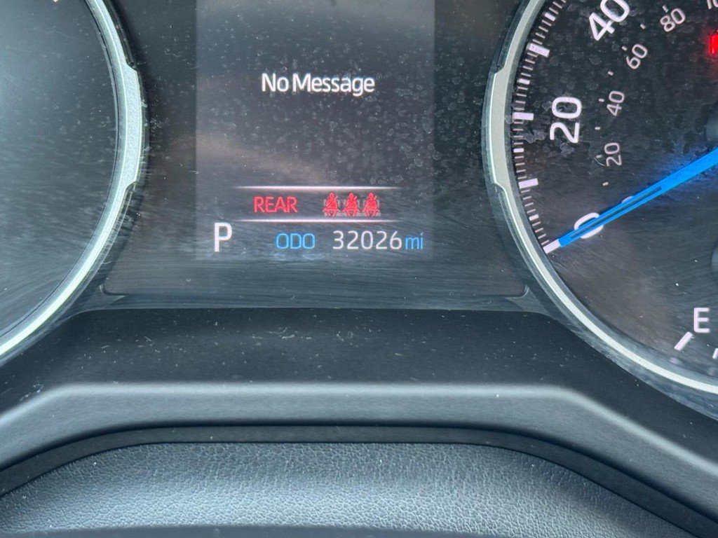 Used 2020 Toyota RAV4 LE AWD/4WD image 28