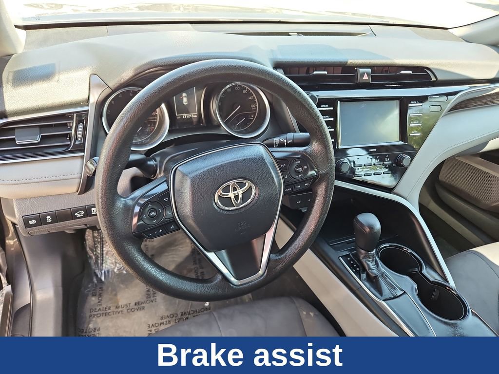 Used 2020 Toyota Camry LE FWD image 7