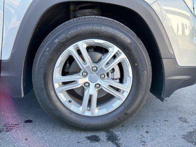 Used 2023 GMC Terrain SLE w/ Driver Convenience Package image 89