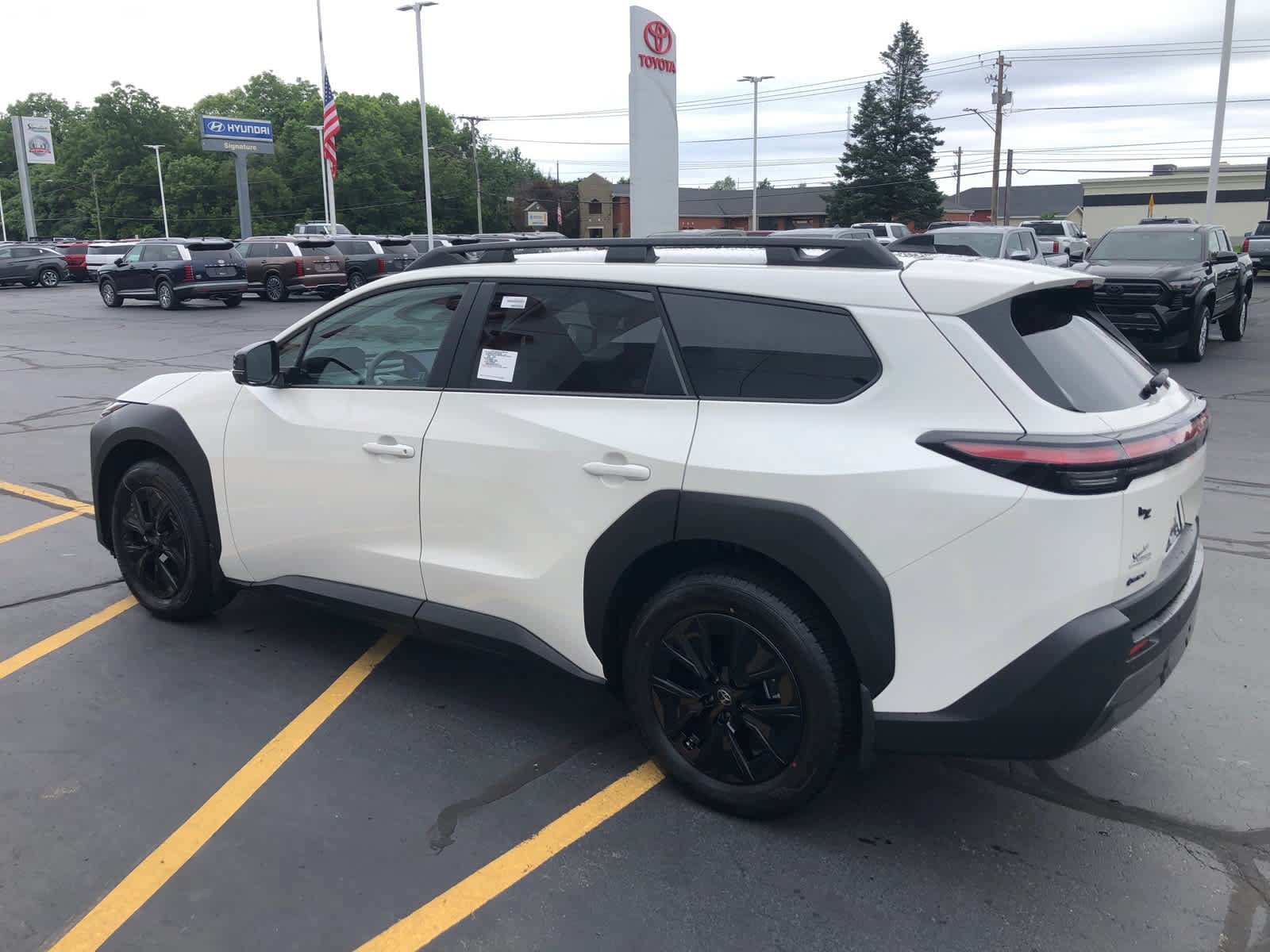 New 2026 Toyota bZ Woodland AWD/4WD image 5