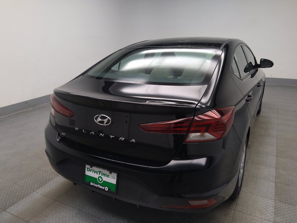 Used 2019 Hyundai Elantra SE FWD image 7