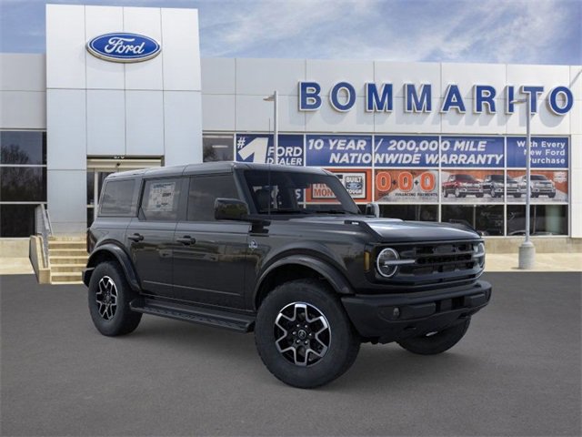 New 2025 Ford Bronco Outer Banks image 7