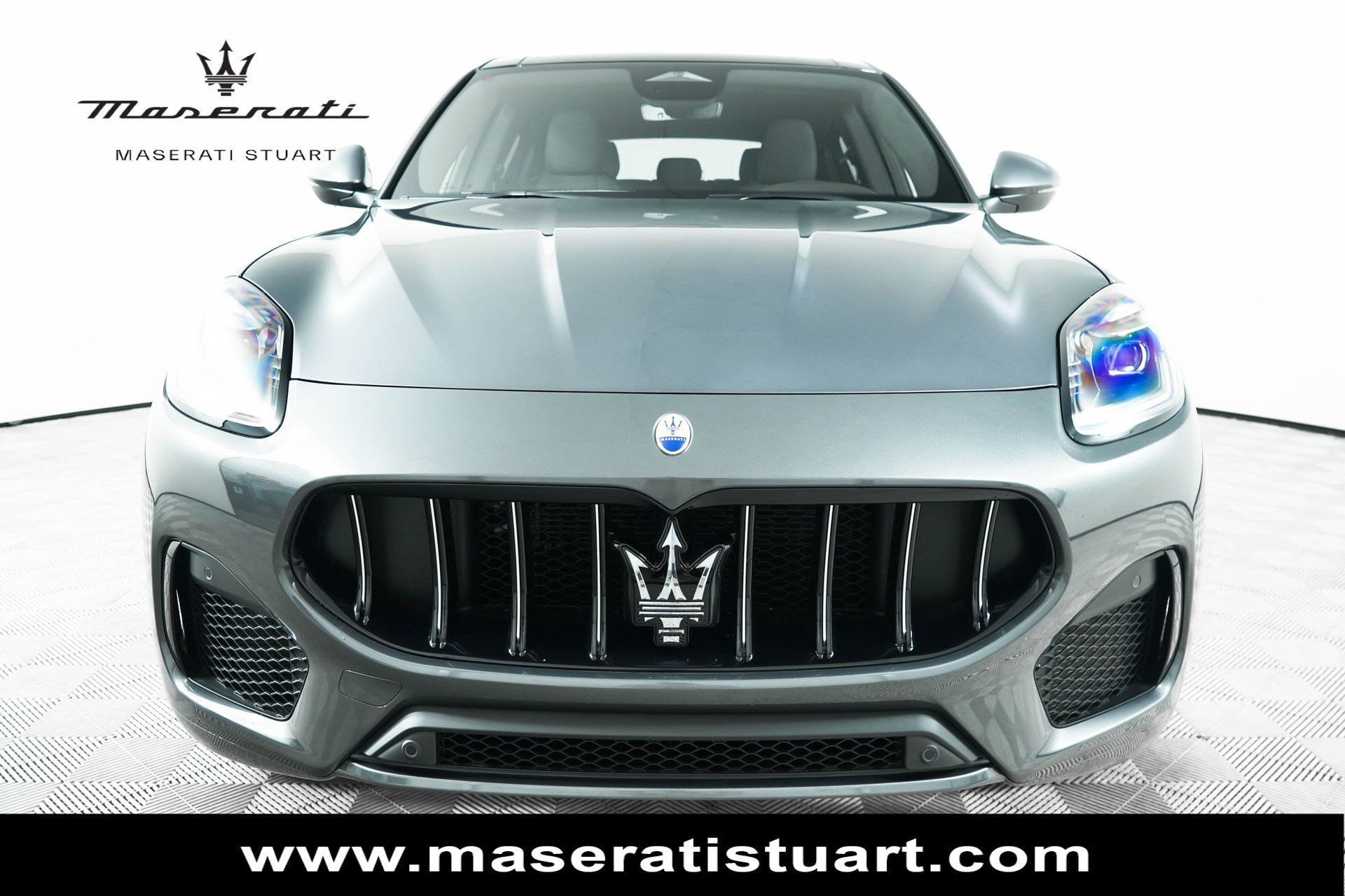 New 2025 Maserati Grecale GT AWD/4WD image 2