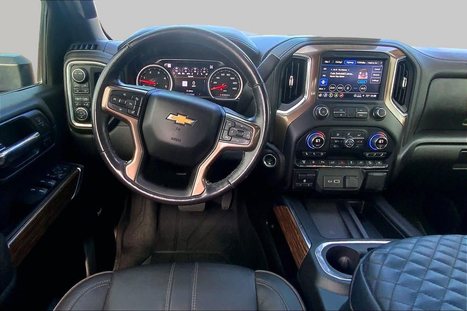 Used 2022 Chevrolet Silverado 2500 High Country w/ Z71 Off-Road Package AWD/4WD image 6