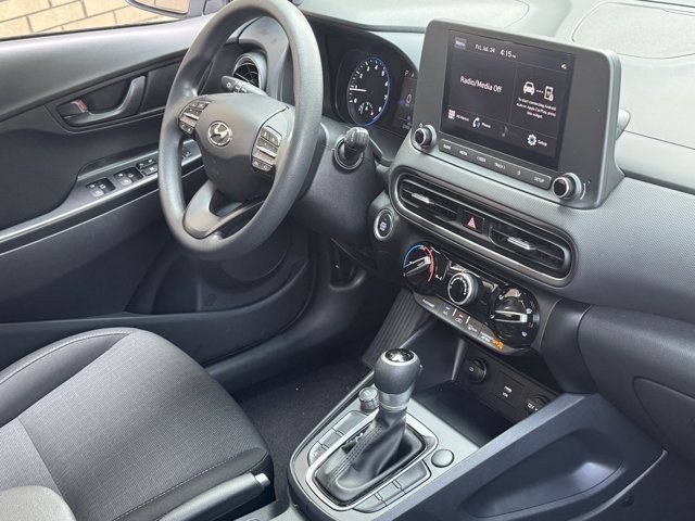 Used 2023 Hyundai Kona SEL FWD image 9