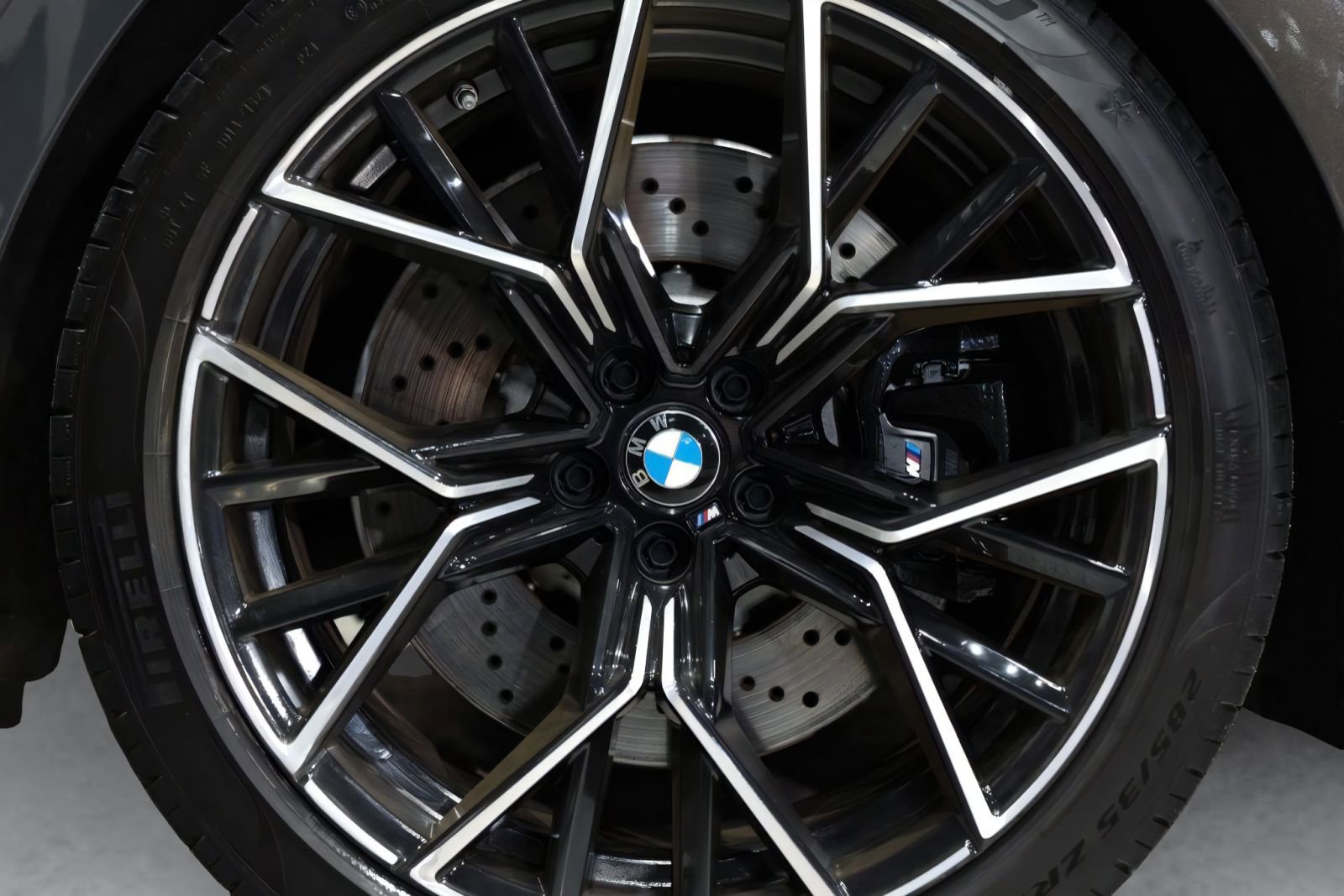 Used 2024 BMW M8 Competition w/ M Carbon Exterior Package AWD/4WD image 23