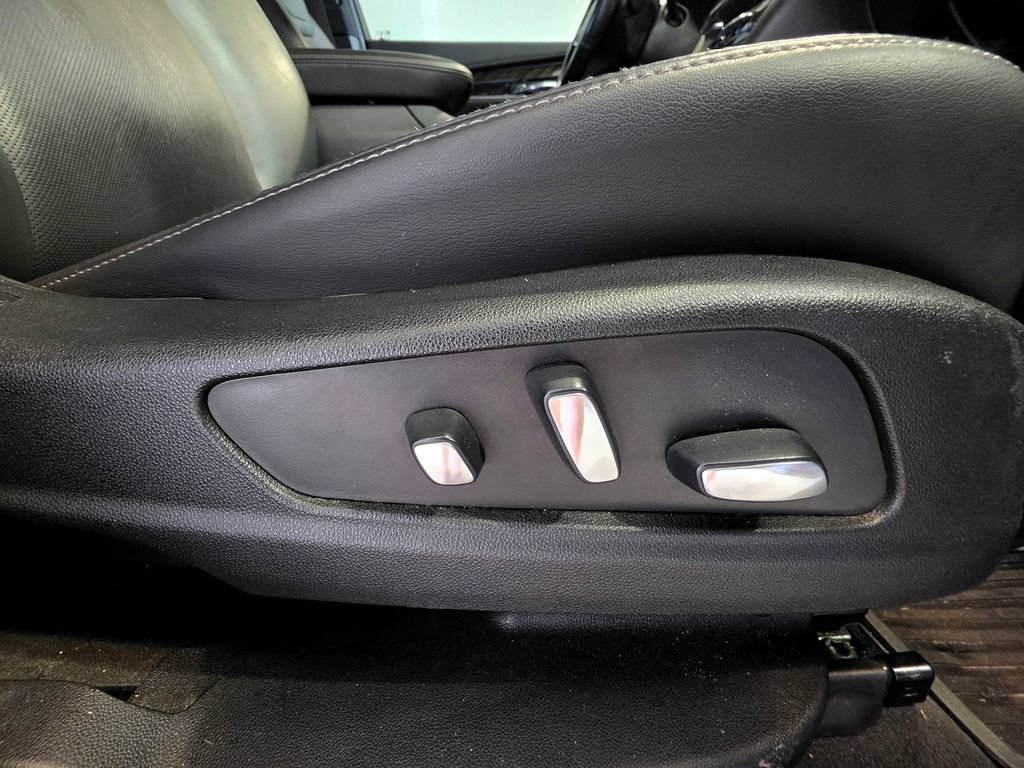 Used 2021 Cadillac XT6 Premium Luxury FWD image 68